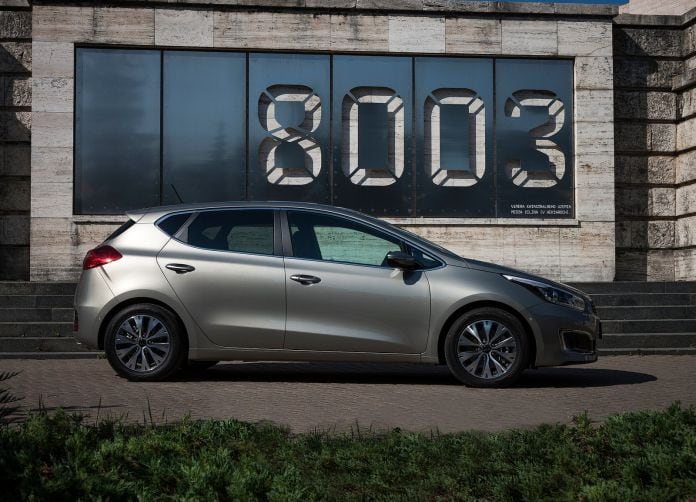 2016 Kia Ceed - фотография 13 из 54