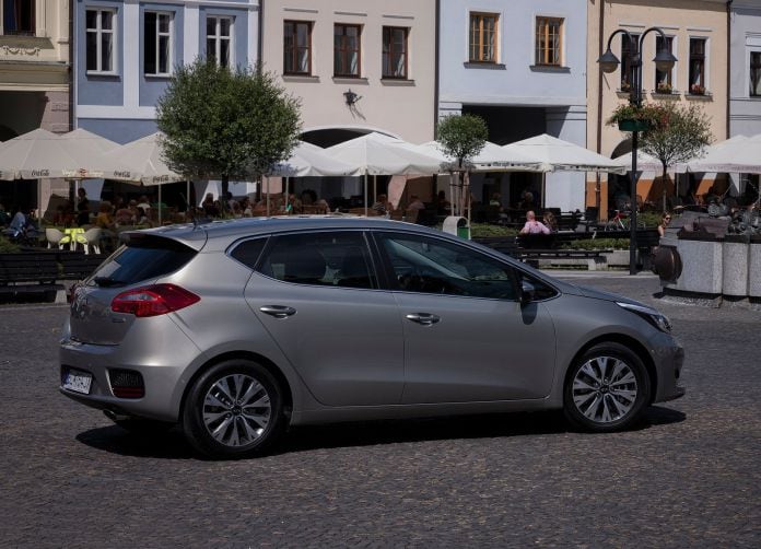 2016 Kia Ceed - фотография 18 из 54
