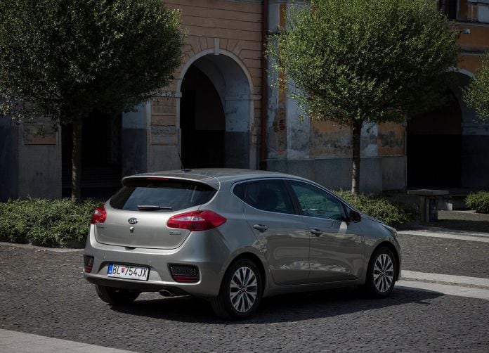 2016 Kia Ceed - фотография 19 из 54