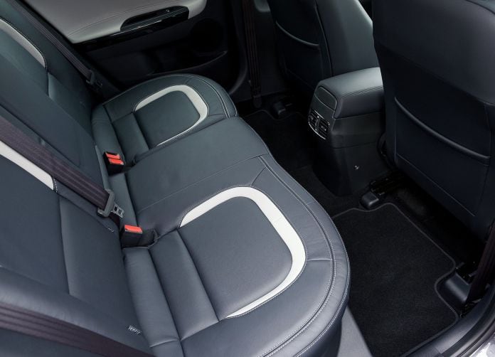 2016 Kia Ceed - фотография 31 из 54