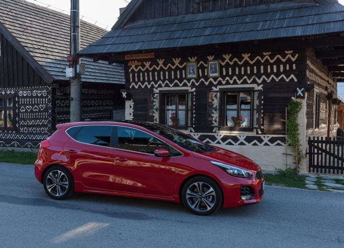 2016 Kia Ceed GT Line - фотография 10 из 44