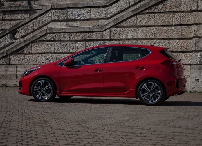 2016 Kia Ceed GT Line - фотография 16 из 44