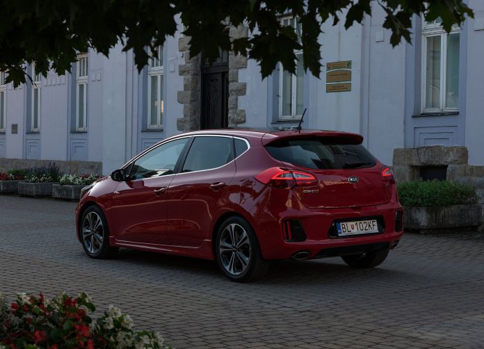 2016 Kia Ceed GT Line - фотография 22 из 44