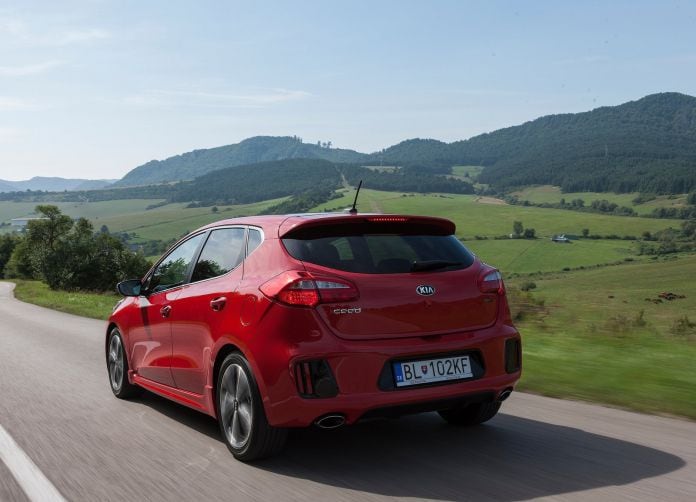 2016 Kia Ceed GT Line - фотография 23 из 44