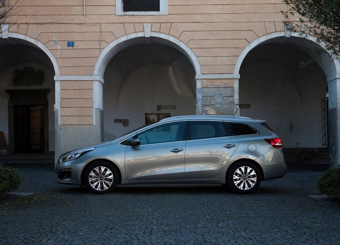 2016 Kia Ceed SW - фотография 4 из 20