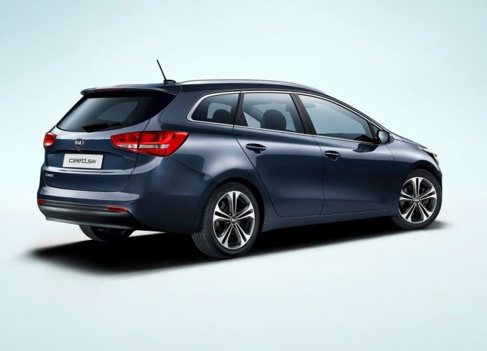 2016 Kia Ceed SW - фотография 9 из 20