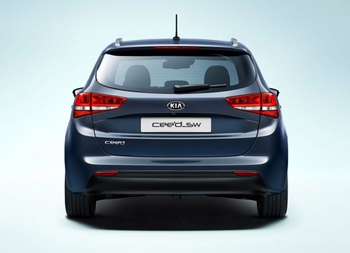2016 Kia Ceed SW - фотография 10 из 20