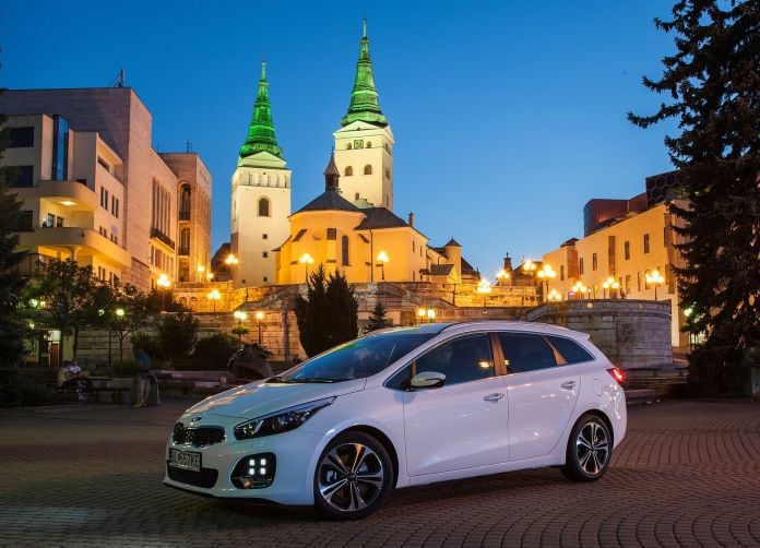 2016 Kia Ceed SW GT Line - фотография 5 из 38