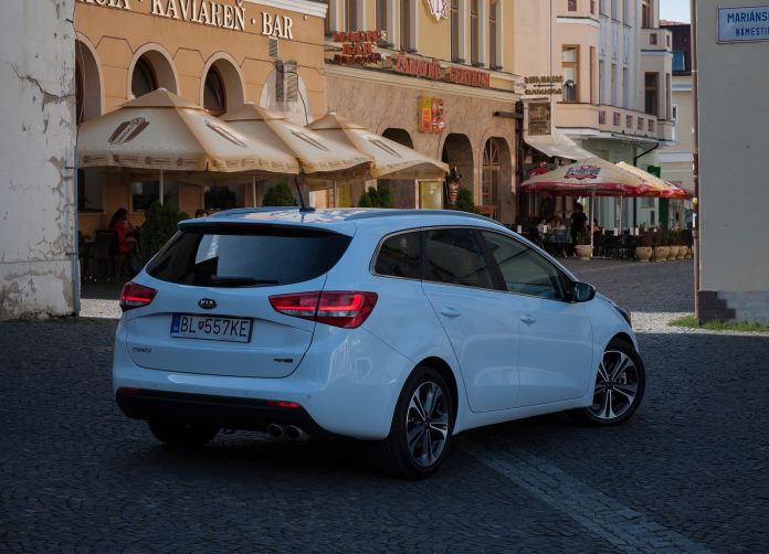 2016 Kia Ceed SW GT Line - фотография 20 из 38