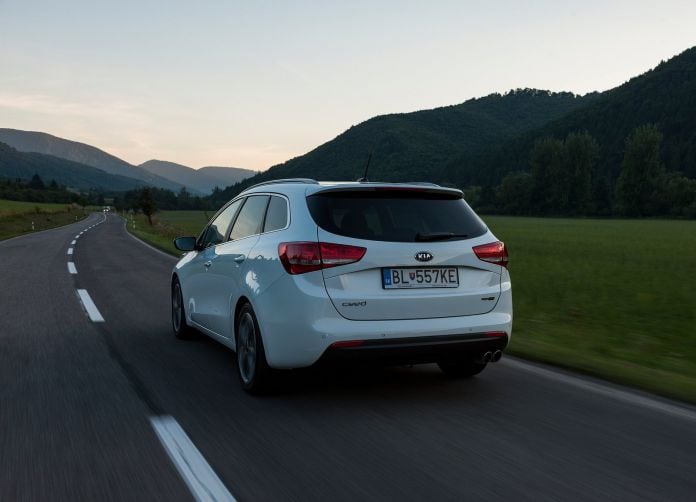 2016 Kia Ceed SW GT Line - фотография 24 из 38