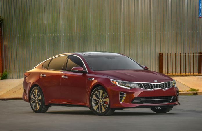 2016 Kia Optima - фотография 3 из 28