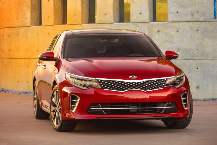 2016 Kia Optima - фотография 7 из 28