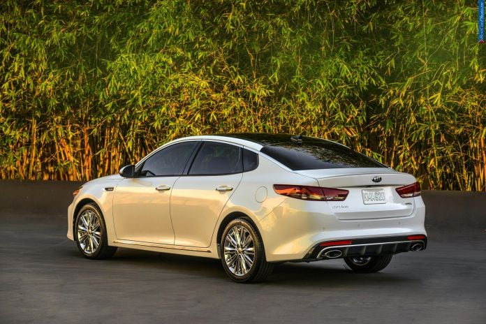 2016 Kia Optima - фотография 15 из 28