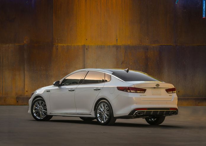2016 Kia Optima - фотография 16 из 28