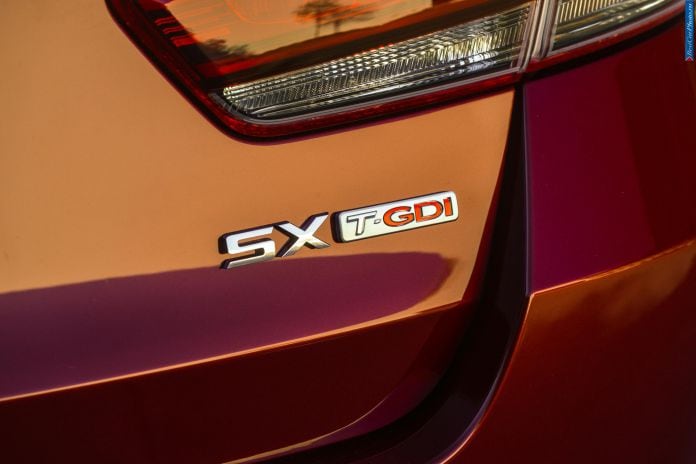 2016 Kia Optima - фотография 18 из 28