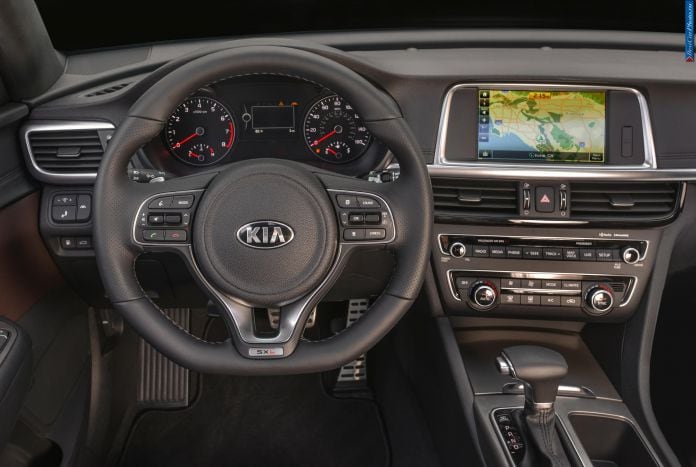 2016 Kia Optima - фотография 25 из 28