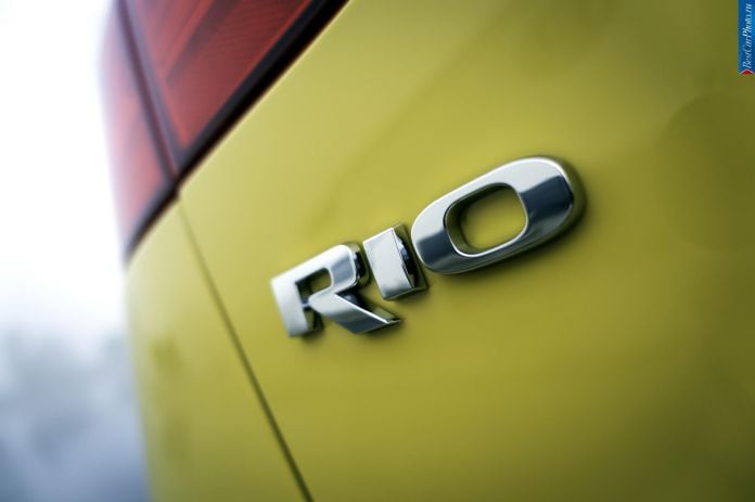 2016 Kia Rio 5-door - фотография 9 из 15