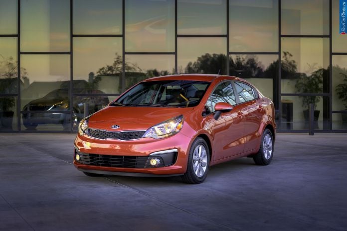 2016 Kia Rio Sedan - фотография 6 из 19