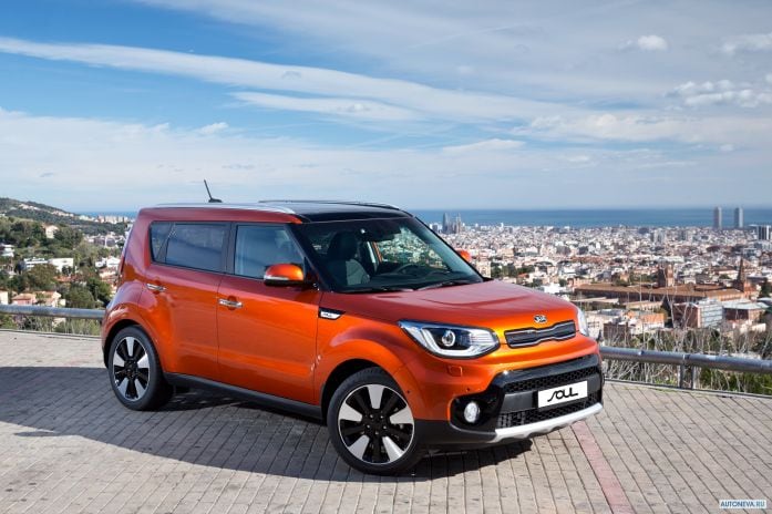 2016 Kia Soul - фотография 9 из 25