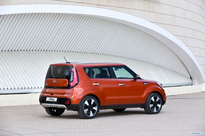 2016 Kia Soul - фотография 14 из 25