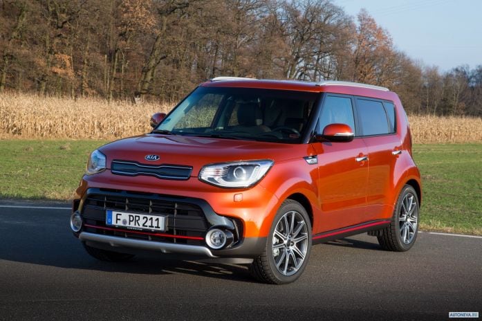 2016 Kia Soul Turbo - фотография 4 из 16