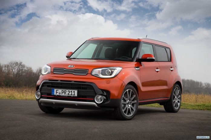 2016 Kia Soul Turbo - фотография 5 из 16