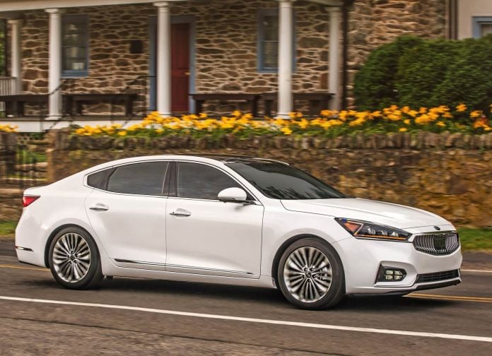 2017 Kia Cadenza - фотография 16 из 94