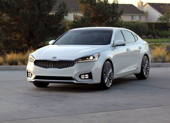 2017 Kia Cadenza - фотография 18 из 94