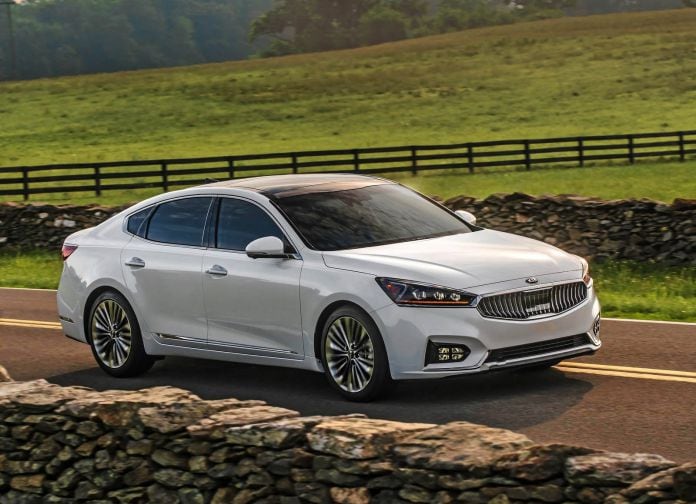 2017 Kia Cadenza - фотография 23 из 94