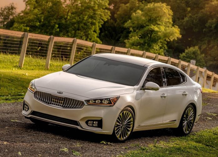 2017 Kia Cadenza - фотография 25 из 94