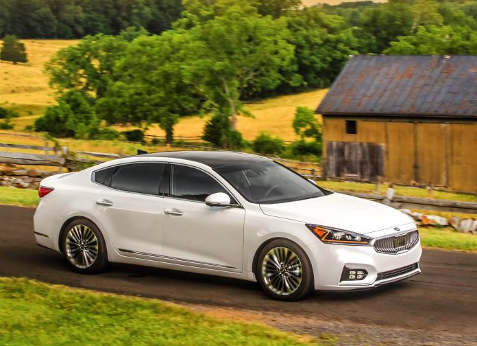 2017 Kia Cadenza - фотография 26 из 94