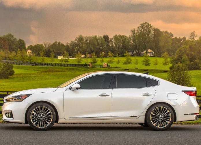 2017 Kia Cadenza - фотография 30 из 94