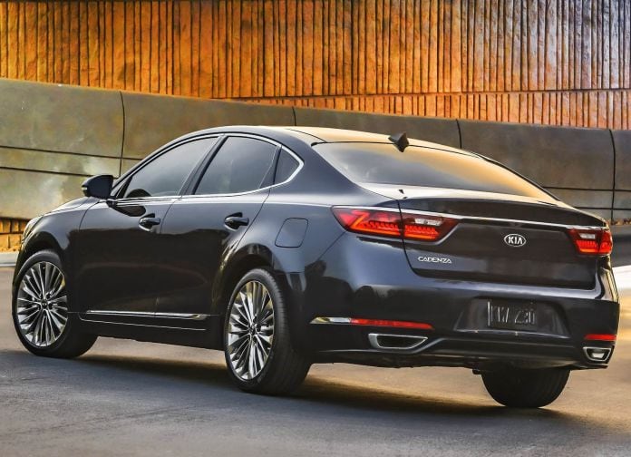 2017 Kia Cadenza - фотография 33 из 94