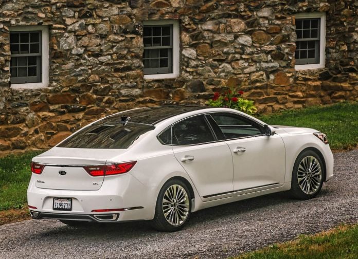 2017 Kia Cadenza - фотография 34 из 94