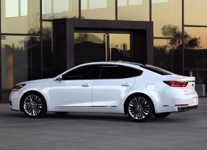2017 Kia Cadenza - фотография 39 из 94