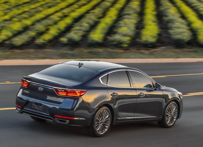 2017 Kia Cadenza - фотография 41 из 94