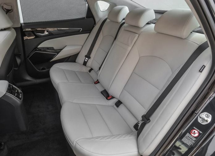 2017 Kia Cadenza - фотография 50 из 94