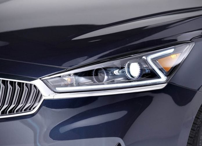 2017 Kia Cadenza - фотография 68 из 94