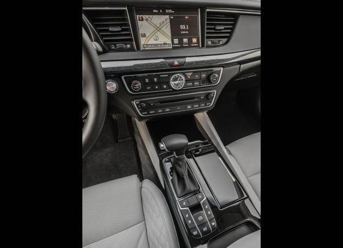 2017 Kia Cadenza - фотография 81 из 94