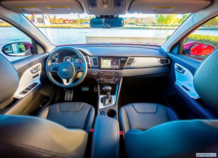 2017 Kia Niro - фотография 16 из 26