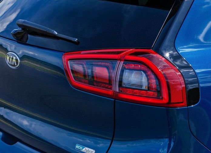 2017 Kia Niro EU-version - фотография 151 из 170
