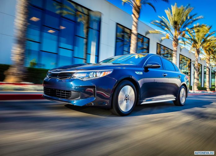 2017 Kia Optima Hybrid - фотография 4 из 13