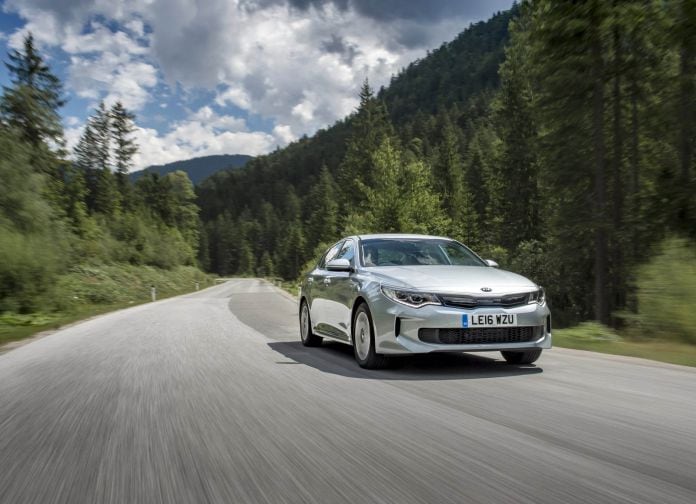 2017 Kia Optima PHEV UK version - фотография 14 из 91