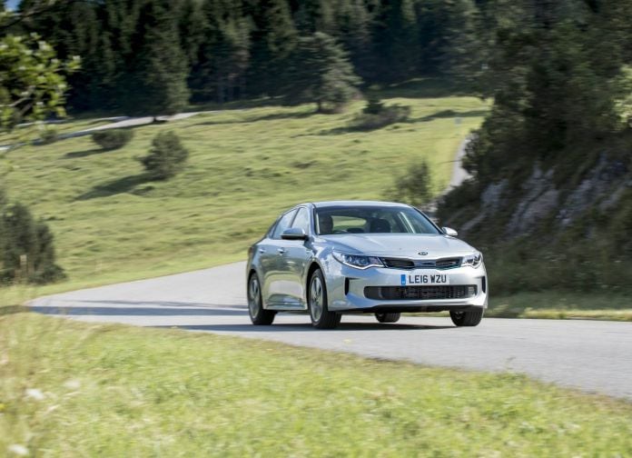 2017 Kia Optima PHEV UK version - фотография 25 из 91