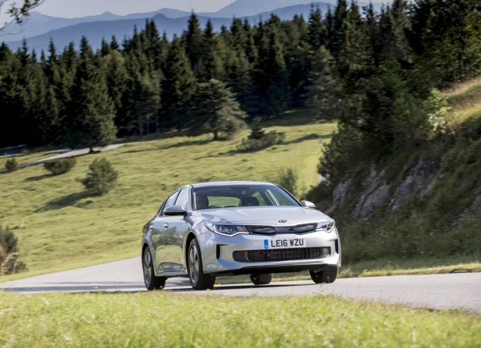 2017 Kia Optima PHEV UK version - фотография 28 из 91