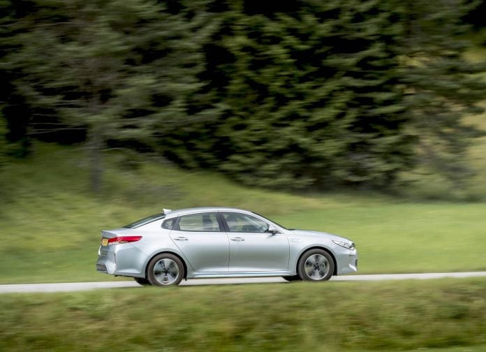 2017 Kia Optima PHEV UK version - фотография 42 из 91