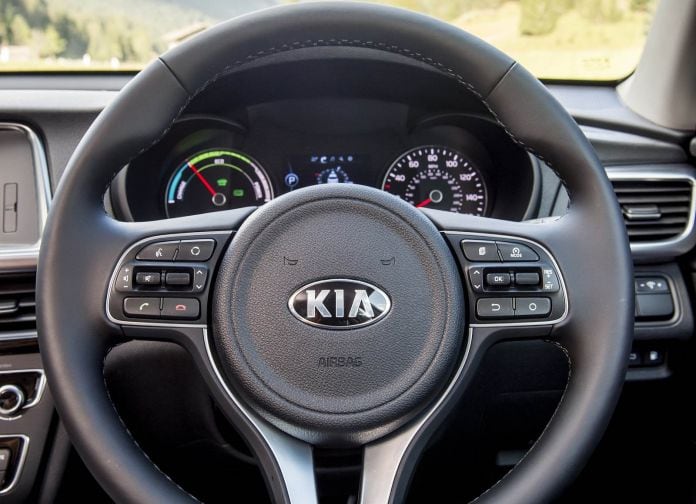 2017 Kia Optima PHEV UK version - фотография 70 из 91