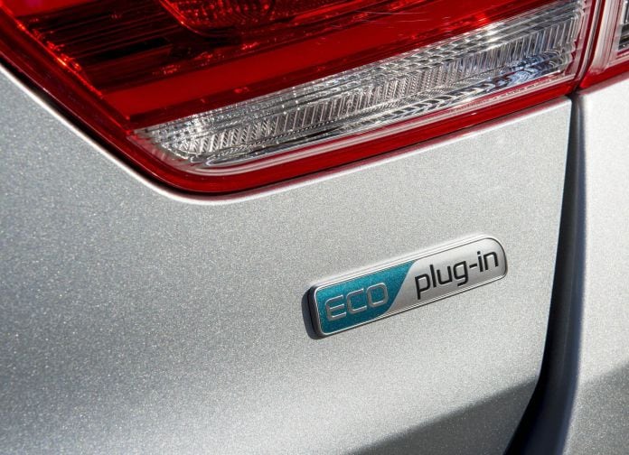 2017 Kia Optima PHEV UK version - фотография 88 из 91