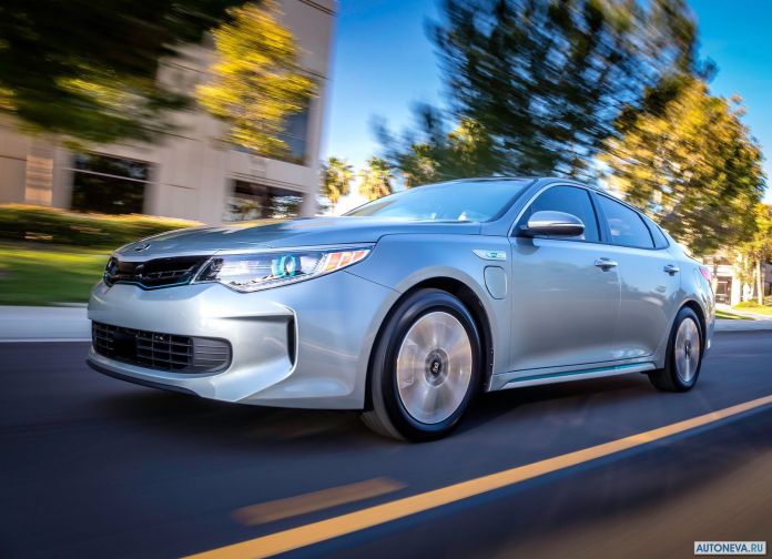 2017 Kia Optima Plug-in Hybrid - фотография 7 из 17