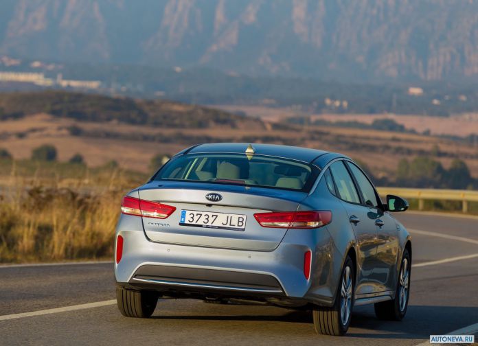 2017 Kia Optima Plug-in Hybrid EU-version - фотография 14 из 40